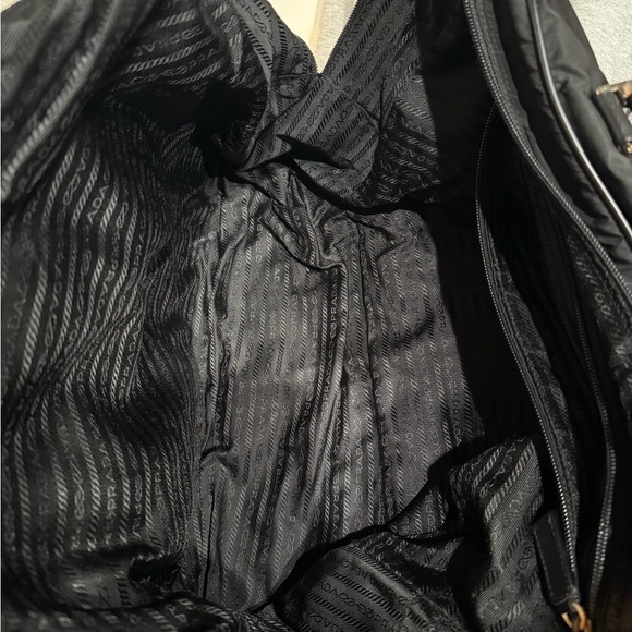 Prada Travel bag with shoulder strap - Picture 10 of 10